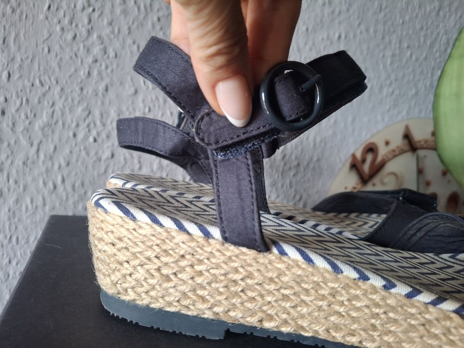 Tommy Hilfiger  sandałki espadryle 39