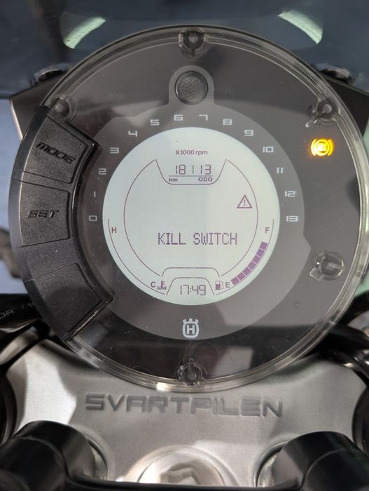 Husqvarna Svartpilen 401