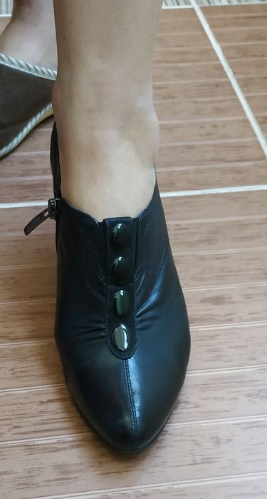 Кожаные модельные туфли