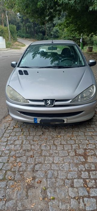 Peugeot 206- APENAS 138000KM