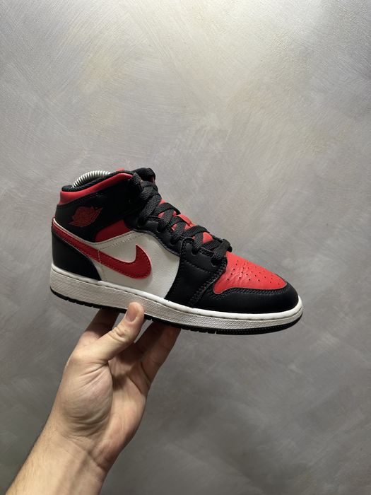 Nike Jordan 1 Mid Chicago кросівки оригінал кроссовки оригинал