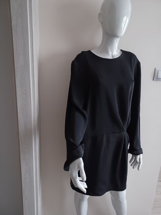 Elegancka  sukienka mini XXL czarna Mango