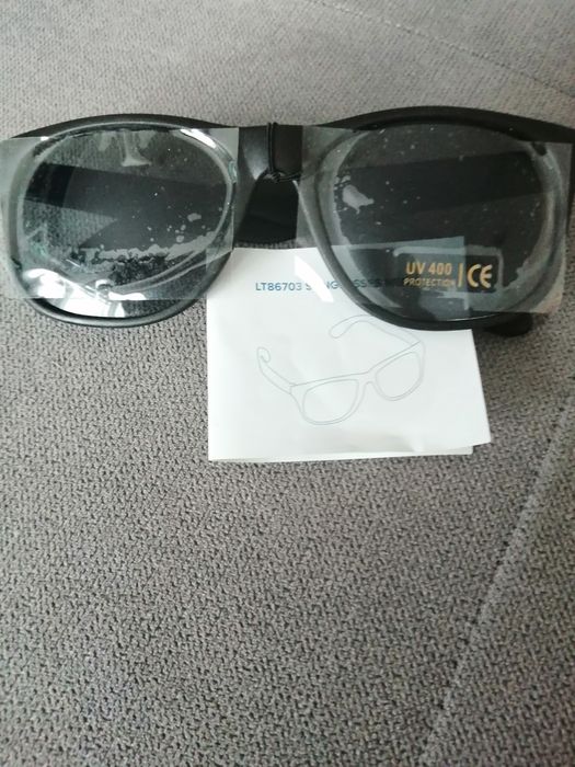 Okulary przeciwsłoneczne czarne