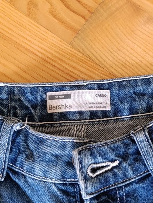 Джинси карго, жіночі, від bershka
