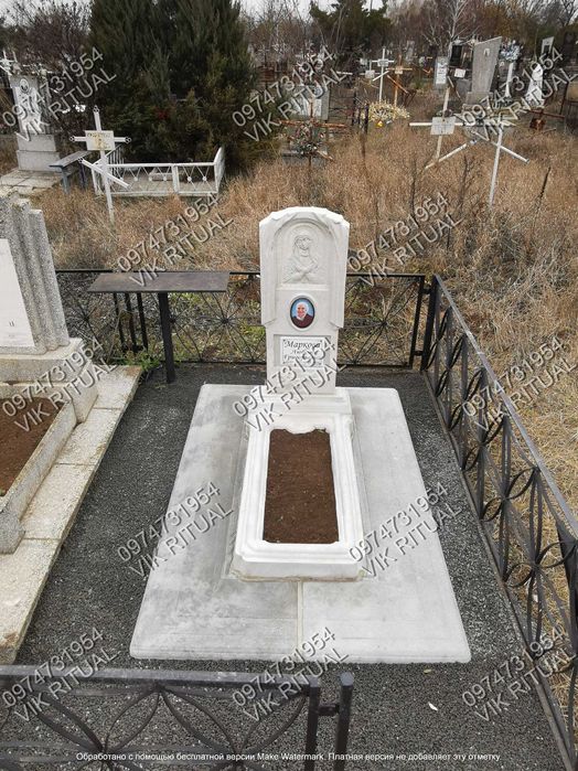 Памятники бетонные