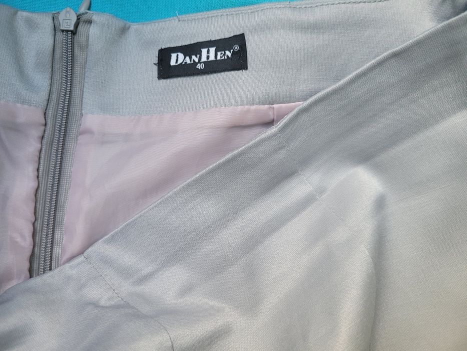 Spódniczka popielata Dan Hen r. 40