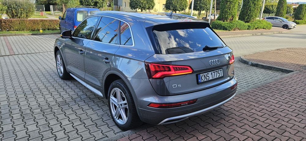 AUDI  Q5 S-line Quattro
