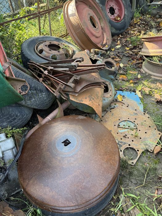 Продам запчастини до різних тракторів Т-25,Т-40,Т-16,МТЗ,ЮМЗ 80-90р.