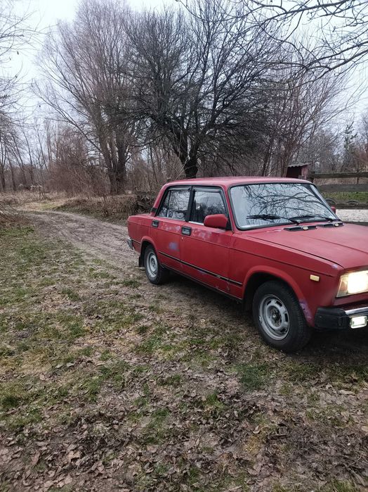 Автомобіль ваз2107