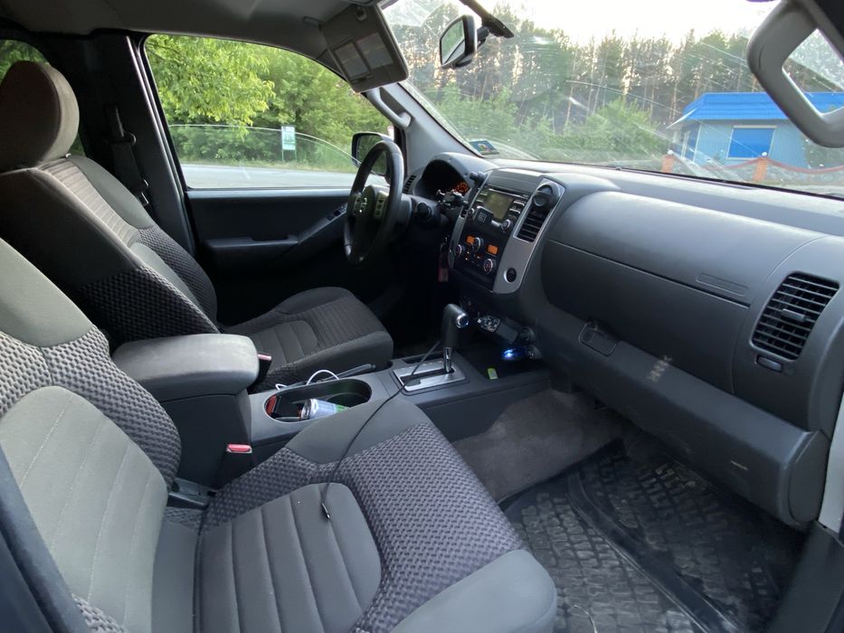 Nissan Frontier SV 4x4
