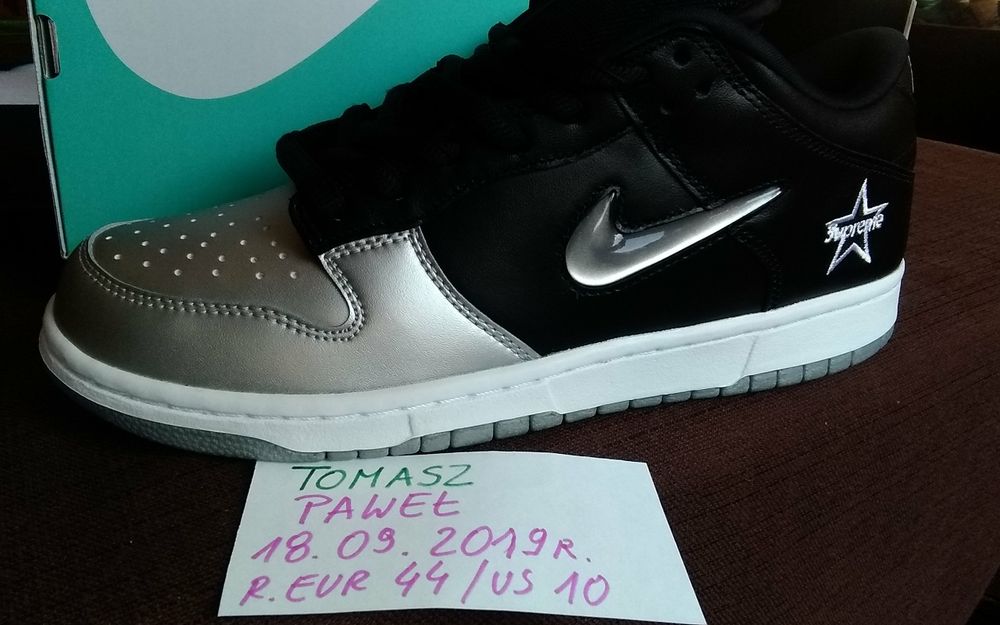(r. Eur 44 ) Nike SB DUNK Supreme low czarne srebrne