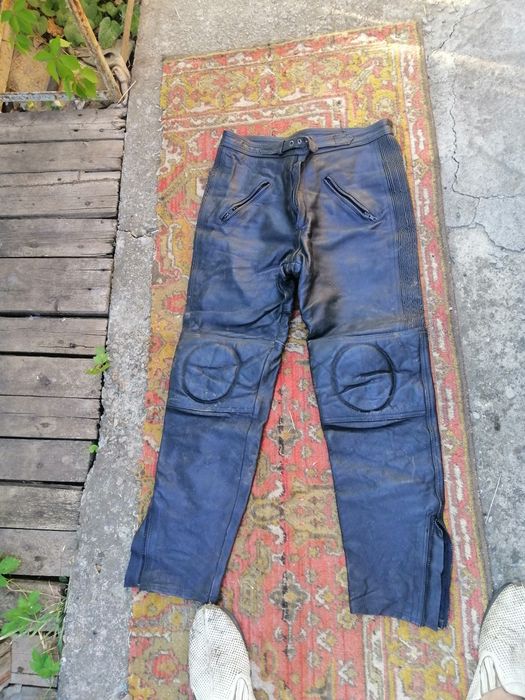 Штаны кожаные для мотоцикла скутера в хорошем состоянии можно использо