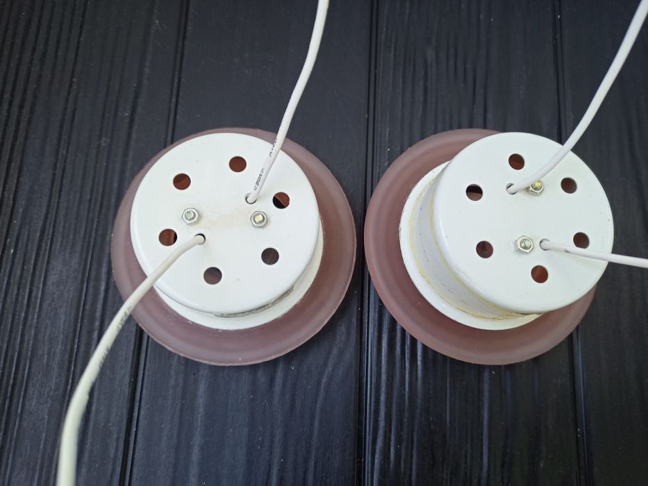 2 Szklane oprawy sufitowe na 230V