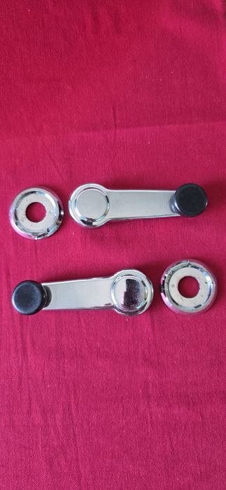 Manipulos de porta