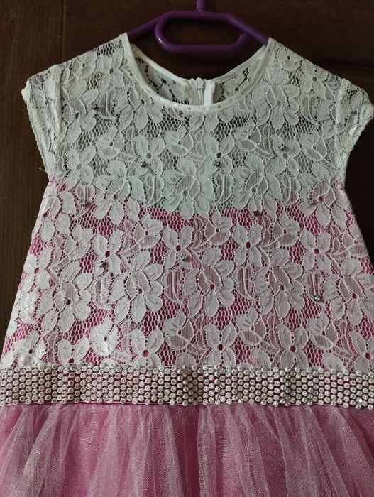 Продам дитяче плаття