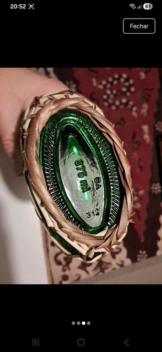 Garrafa de Vidro empalhada