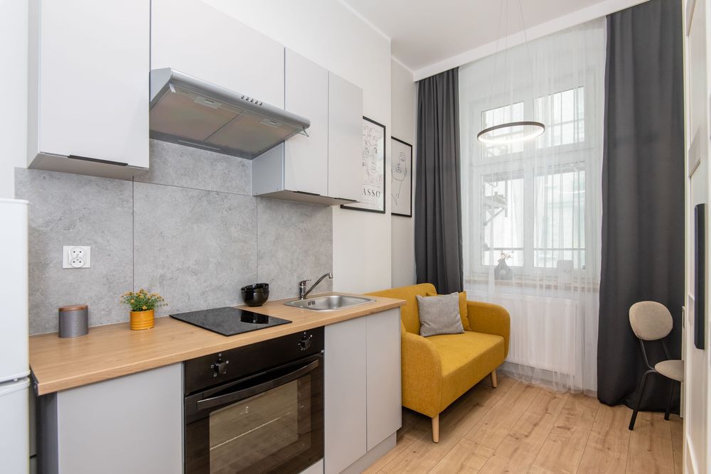 Kawalerka z wydzieloną sypialnią w Centrum, Mostowa 2, Garbary, blisko Politechnika, AWF | pieszo 3 min. na Stary Rynek, 5 min. nad Wartę