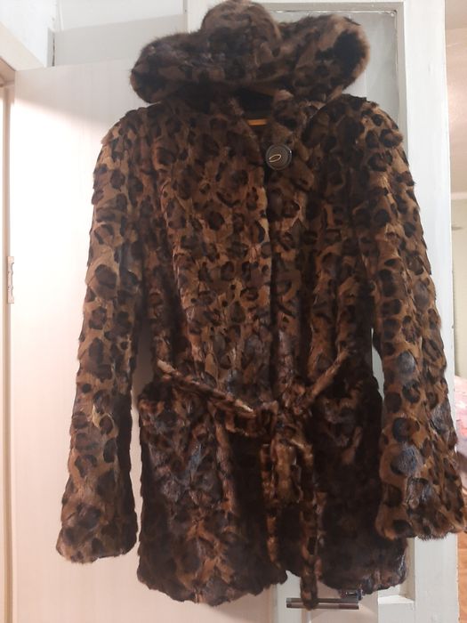 Продам норковую  шубу в хорошем состоянии