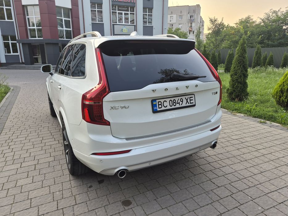 VOLVO XC 90 2017