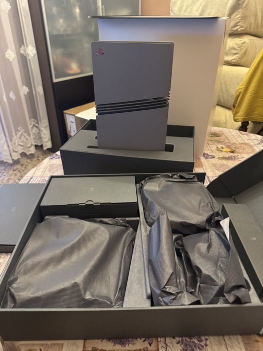 PS5 Pro 30TH Anniversary.Ціна в приват