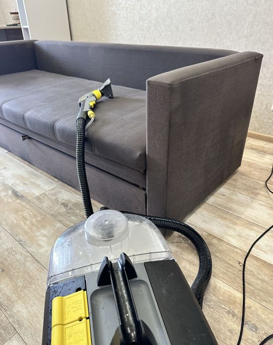 Хімчистка м'яких меблів, салону авто та килимів.