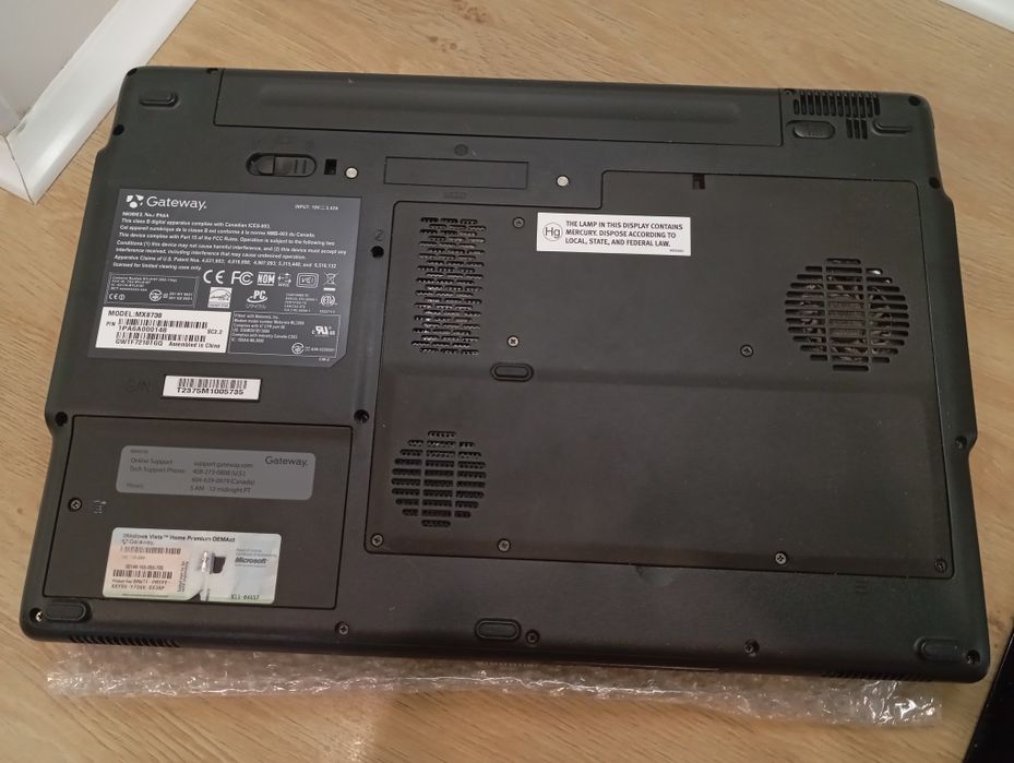 Ноутбук Gateway PA6A Екран 17" У робочому стані (Без HDD)