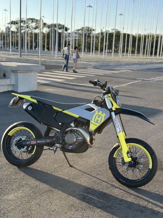 Husqvarna FC 450 SM matriculada