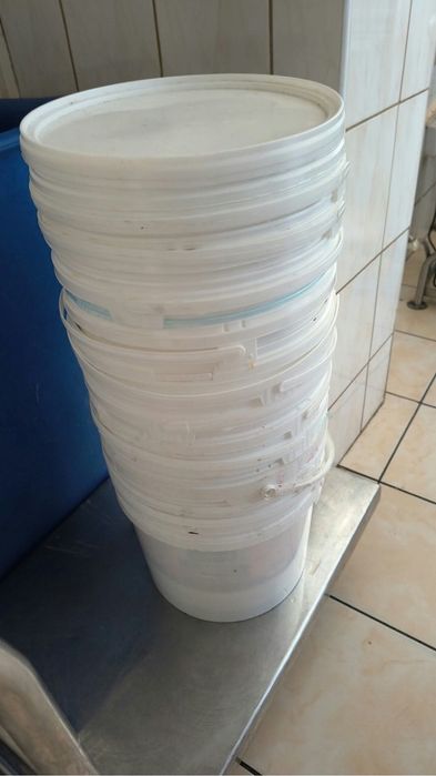 Wiadra 3 L 5 L i 10 Litrów