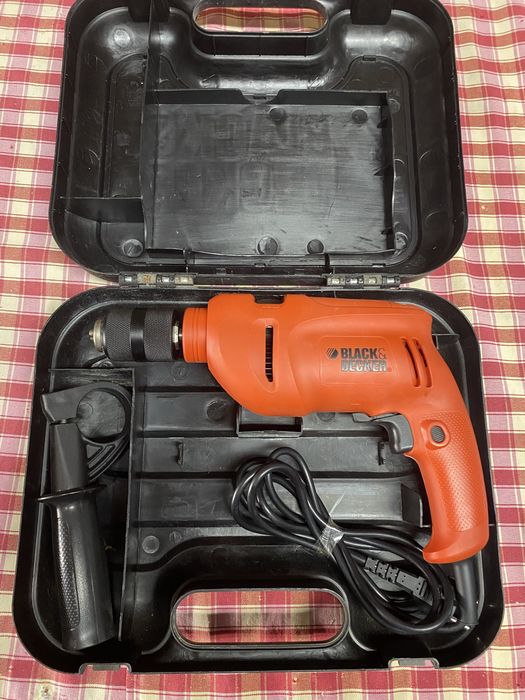 Berbequim Black & Decker  710w