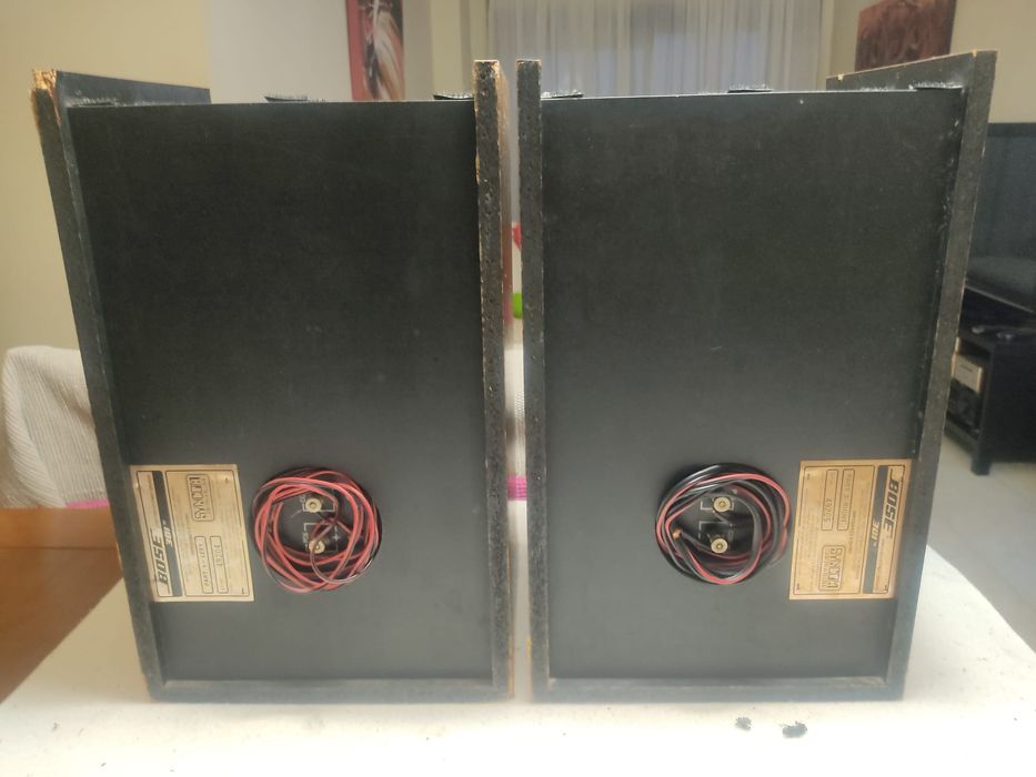 Colunas Bose série 301