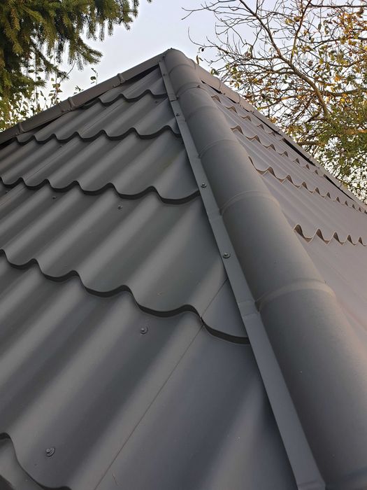 Malowanie dachów, elewacji i kostki brukowej