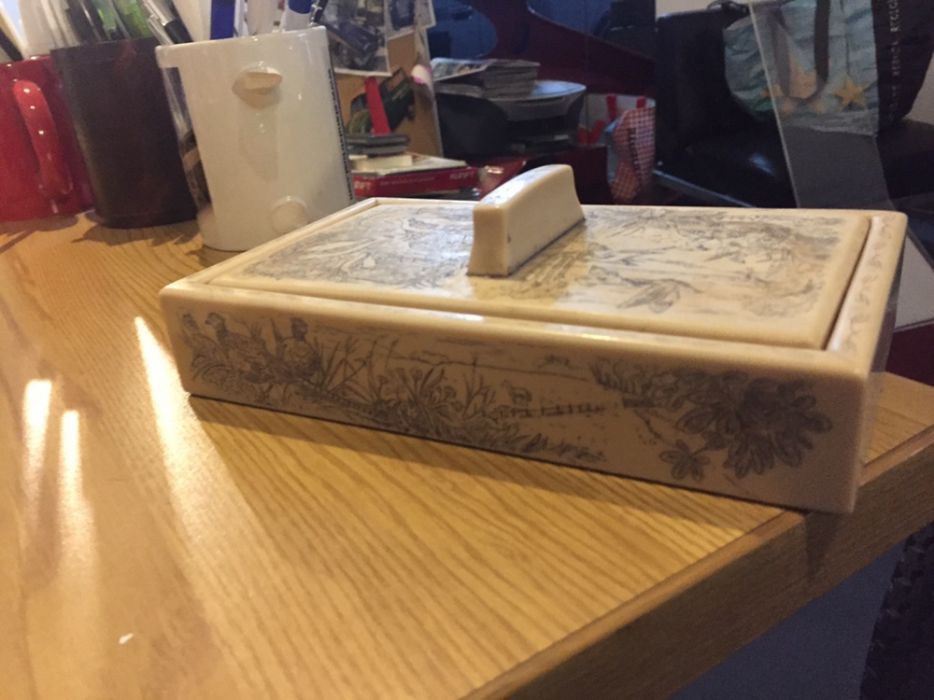 Caixa Made in england desenhada