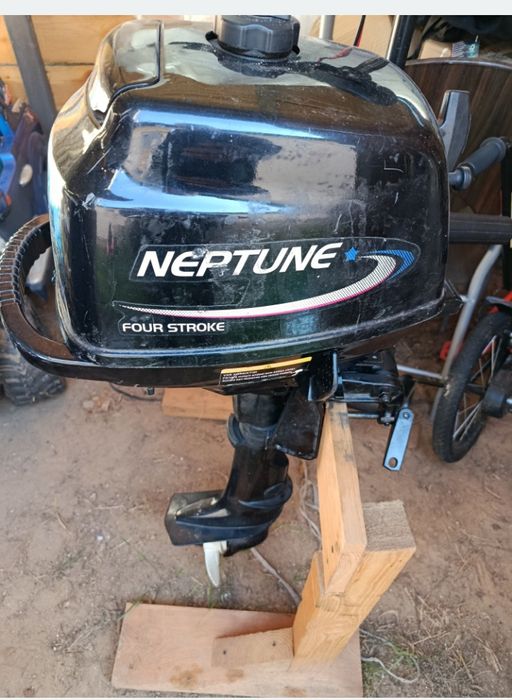Silnik 4suw Neptune/Parsun