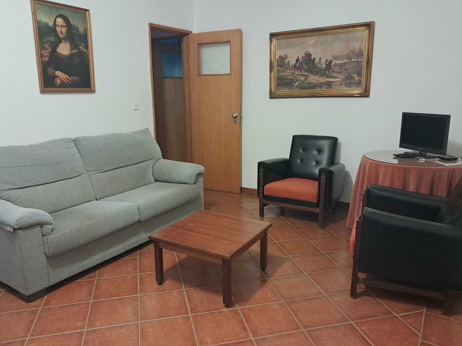 Arrendamento de Apartamento T1 - Preferência por Profissional Deslocado