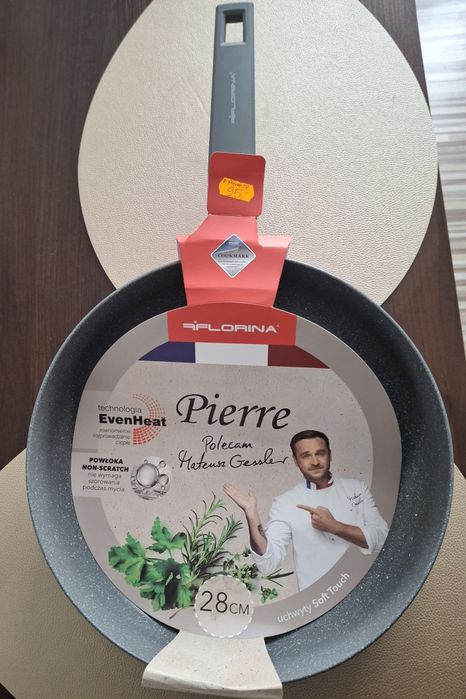 patelnia wysoka 28 cm