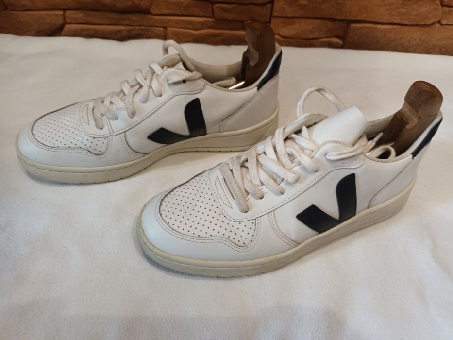 Кроссовки   Veja кожаные