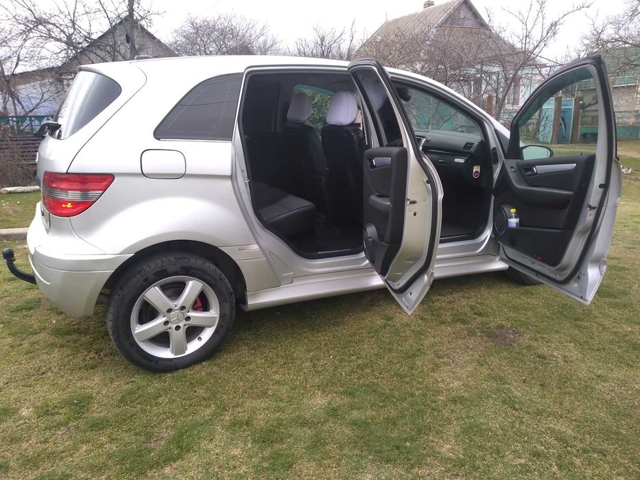 Продам  Мерсэдэс w245