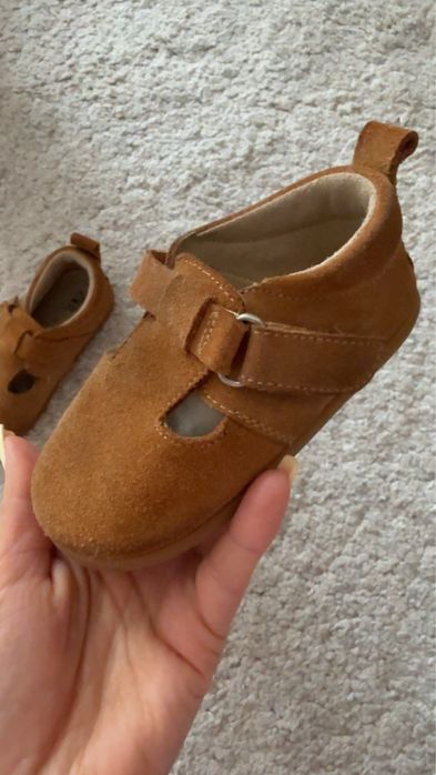 Buty zara w dobrym stanie r.22