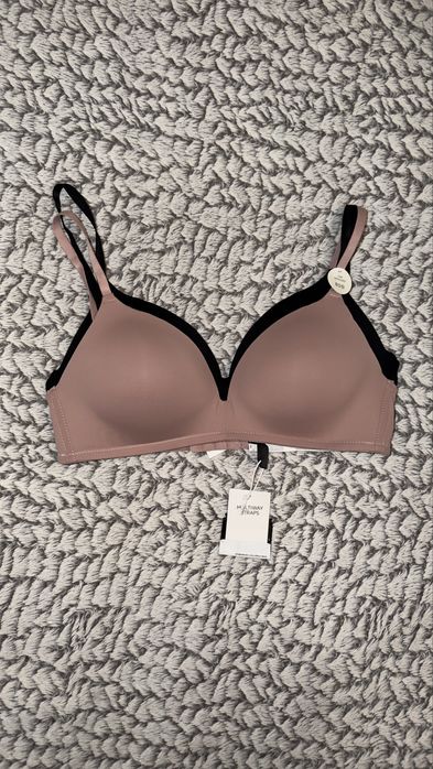 Білизна жіноча комплект чорна і тілесна бюстгальтер 2 шт набір