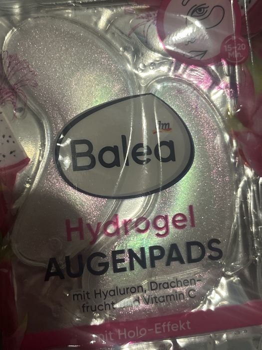 Błyszczące holograficzne duochromowe płatki pod oczy