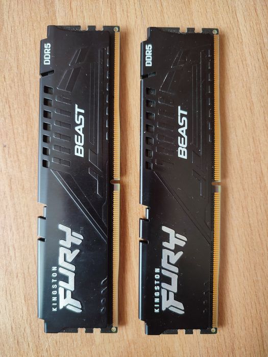 Оперативна Память 32GB DDR5 Kingston FURY 5200Mhz ОЗУ