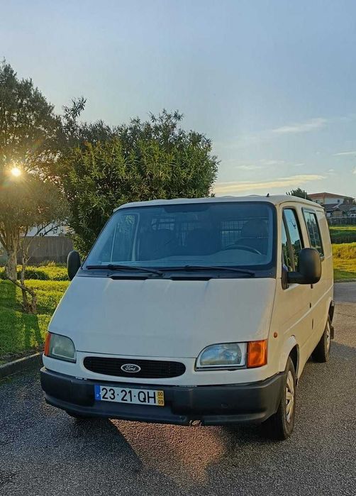 Ford Transit 2.5TD 3 lugares