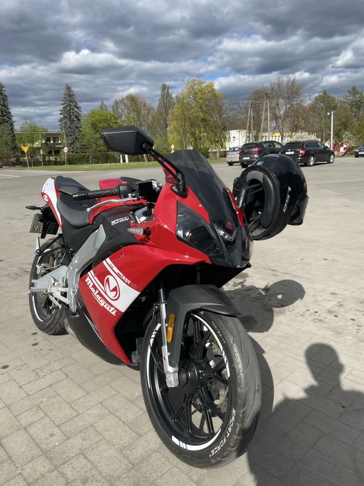 Malaguti RST 125/ Aprilia RS4 125
