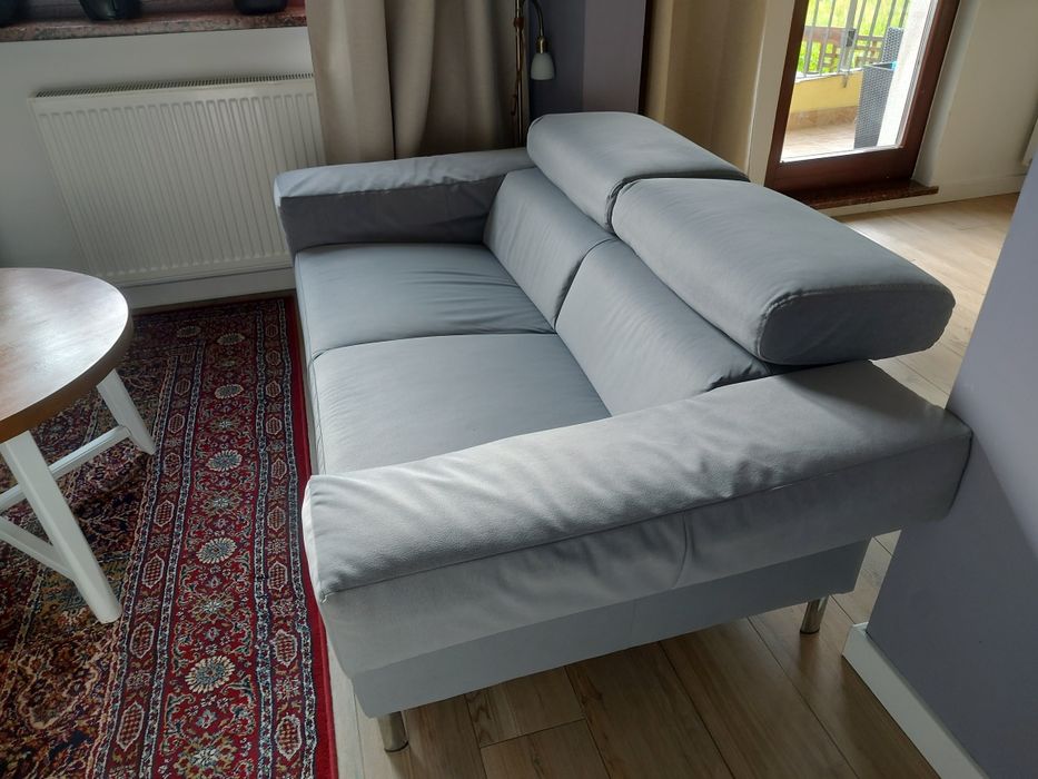 Sofa 2 osobowa kanapa mała regulowane zagłówki