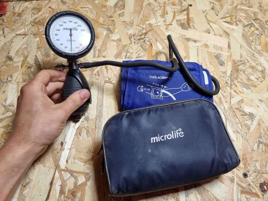 Тонометр Microlife BP AG1-40