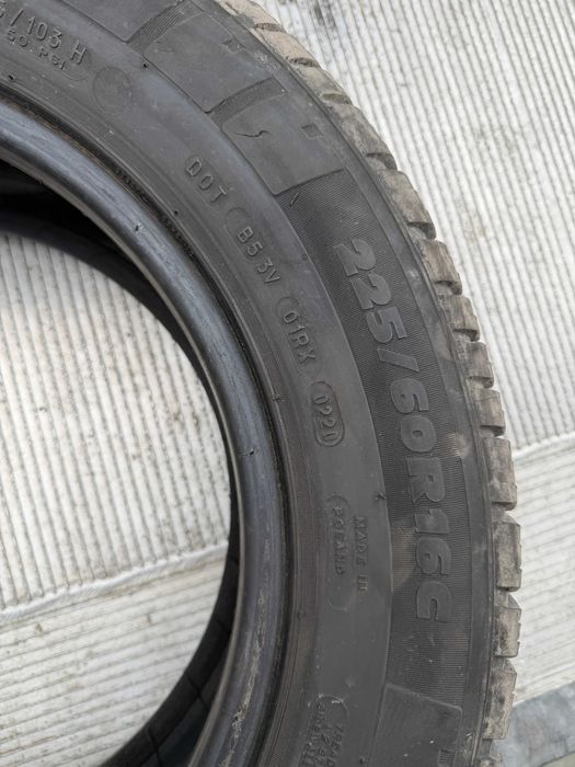 Opony Michelin Agilis 225/60/ 16c