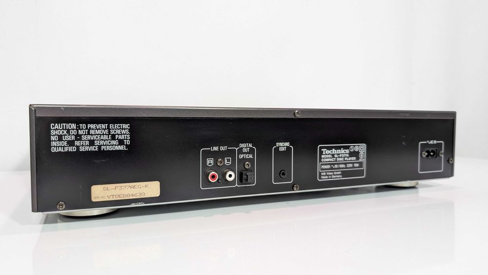 Hi-Fi програвач CD дисків Technics SL-P377A,має ЦАП MASH/CDM-4/19