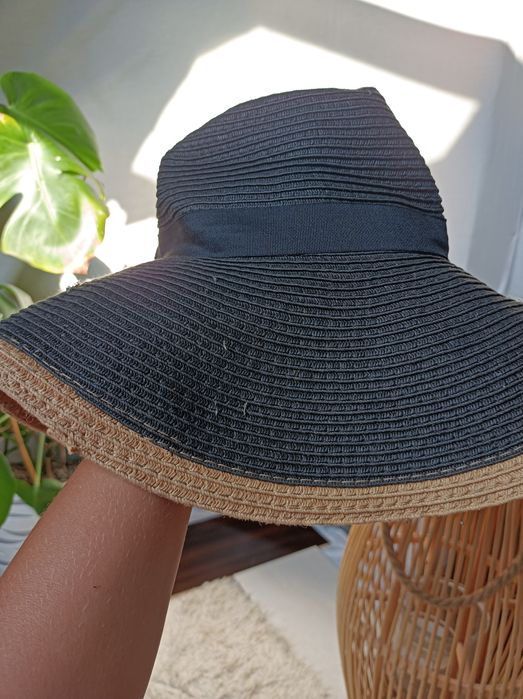 Kapelusz damski na plażę