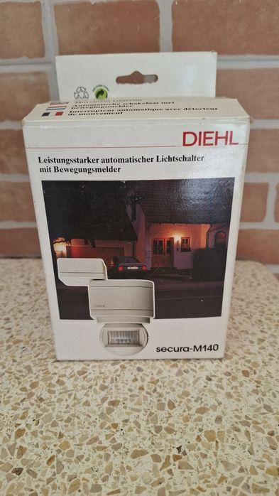 Detector de movimentos DIEHL profissional