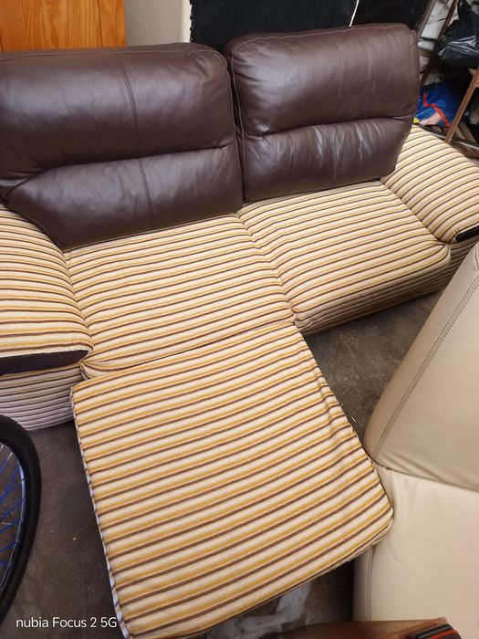 Sofá chaise longue reversível